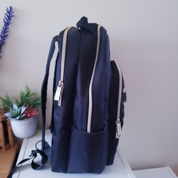 Kenneth Cole REACTION   Chevron Quilted Polyester Twill 15.6" Laptop Backpack - Picture 10 of 15